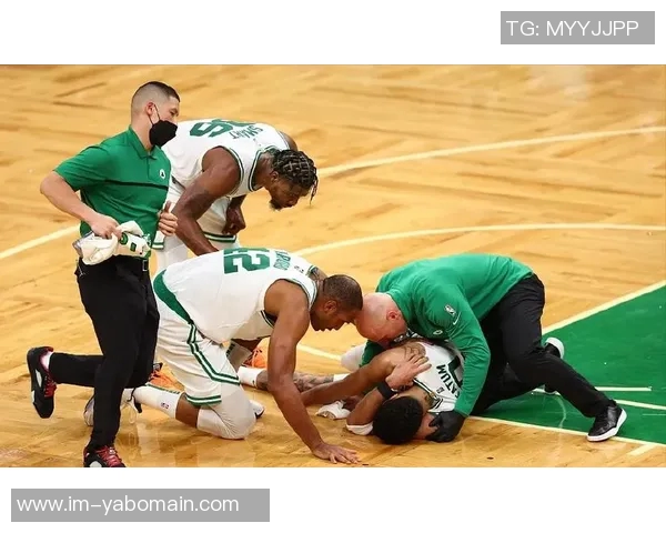 凯尔特人第三节表现低迷仅得13分全队三分球12投全失引发担忧